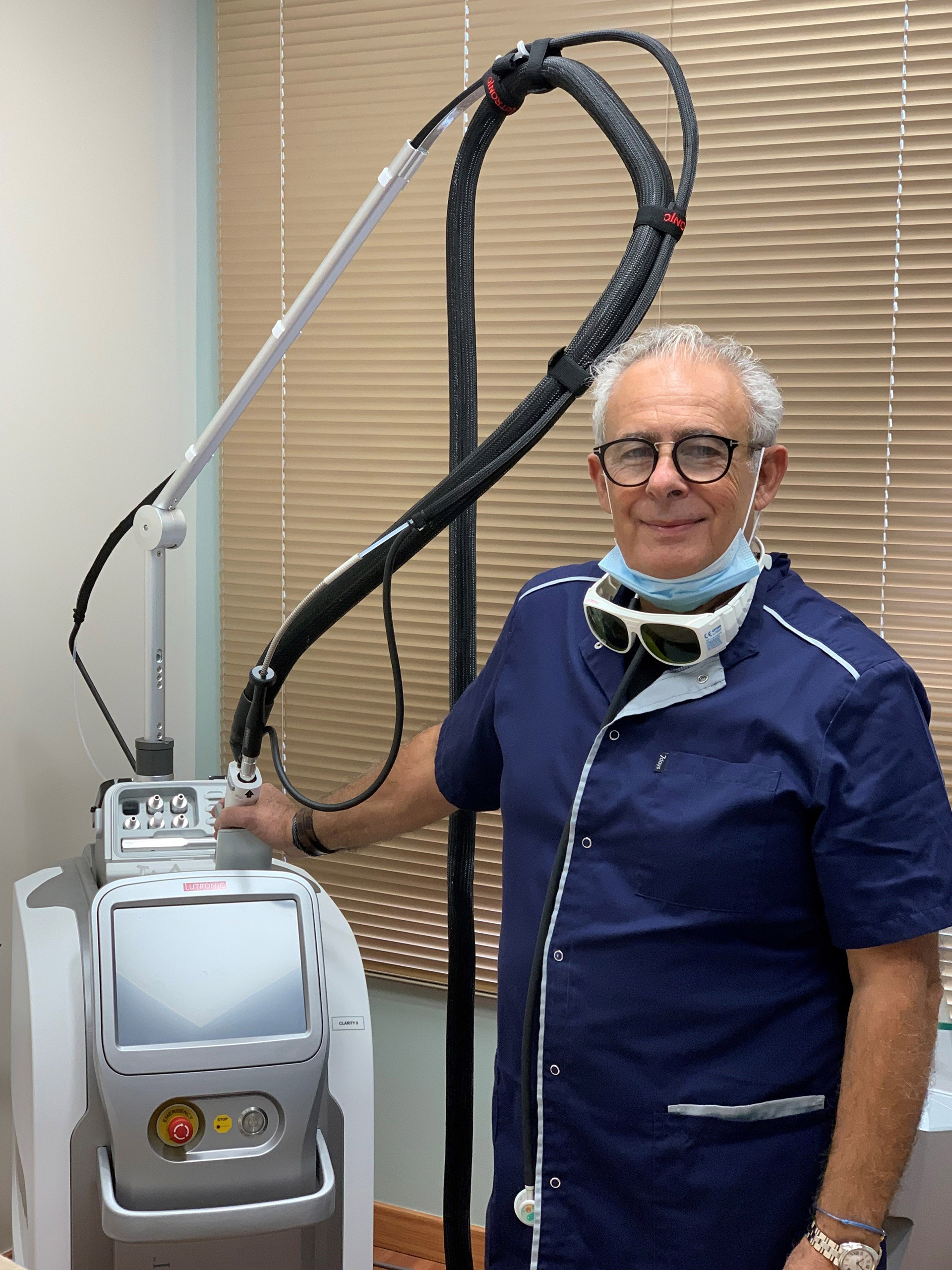 Le Docteur Harroch vous propose l'épilation au laser tout  phototype, le laser vasculaire , la réjuvénation du visage et le remodelage du corps à Toulouse